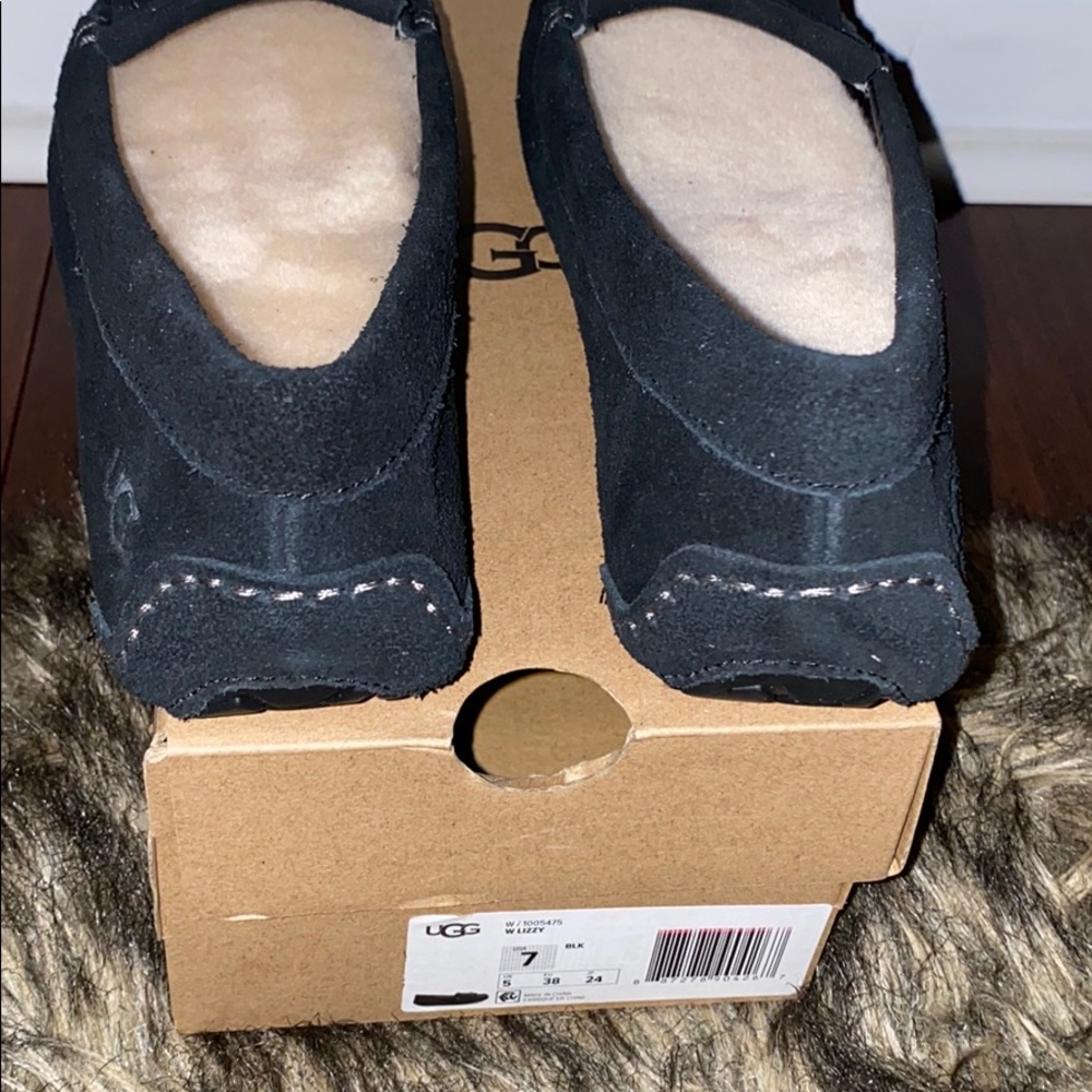 Women ugg lizzy size 7 BNIB - Picture 5 of 6